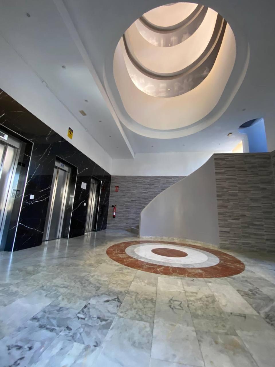 Apartment Anna Benidorm Bagian luar foto